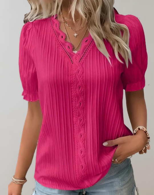 Olivia - Casual Top with Puff Sleeves and Lace Details